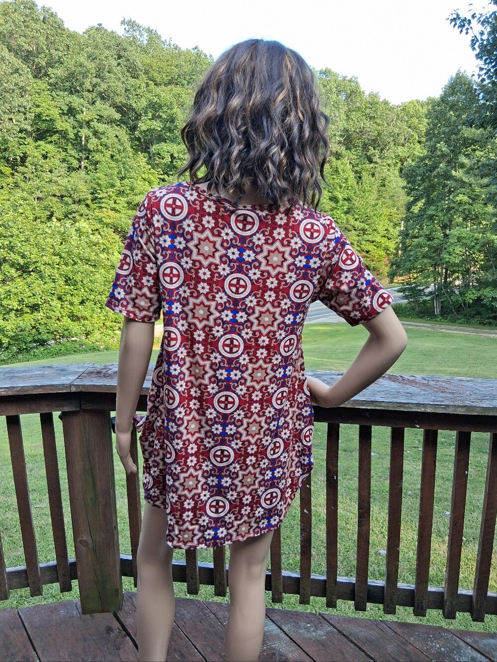 🤍 EUC LuLaRoe Red & Brown Shirt Size S - Picture 3 of 11